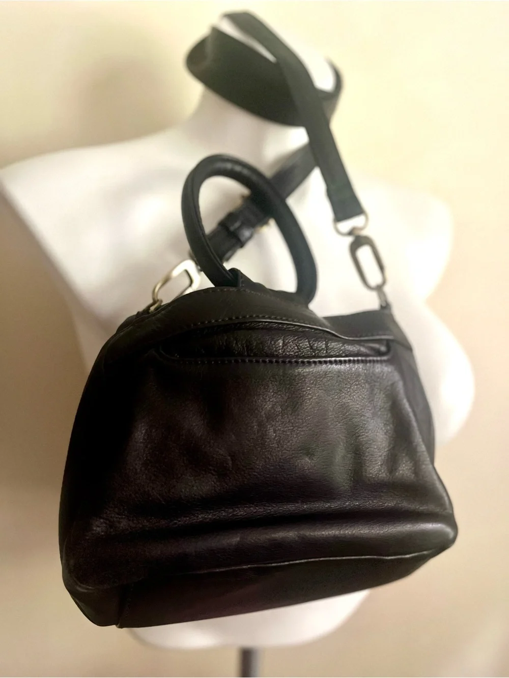 HOBO Genuine Leather bag- REVERE IN black